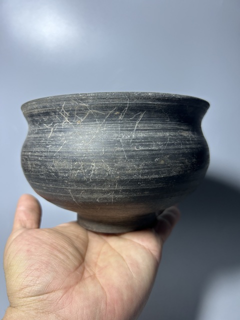 古玩陶瓷元代·黑陶束口香爐拍賣,當前價格3300元