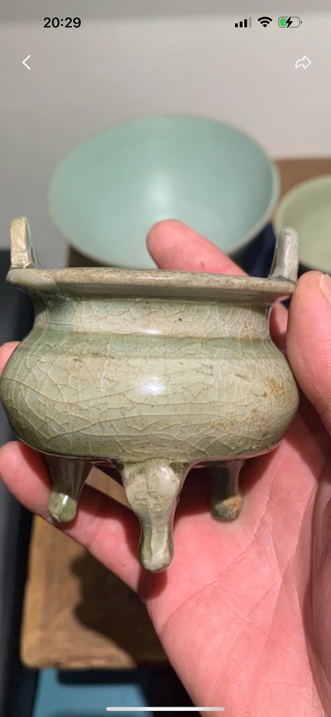 古玩陶瓷宋金時期龍泉青瓷三足爐拍賣,當前價格4500元