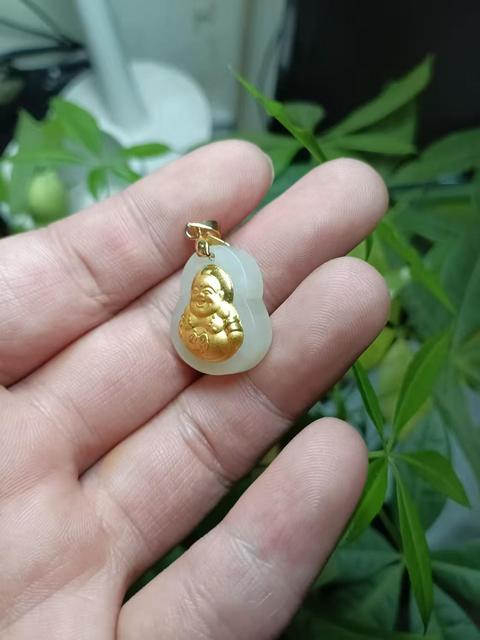 古玩玉器金鑲和田玉“佛公”掛件拍賣,當(dāng)前價格350元