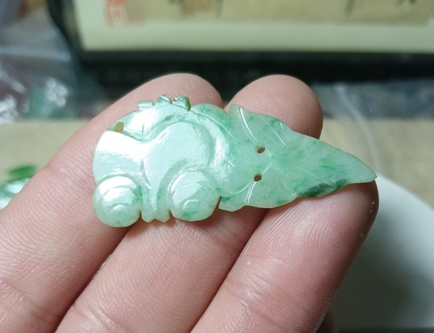 古玩玉器清代翡翠雕“金玉滿堂”花片拍賣，當(dāng)前價(jià)格188元
