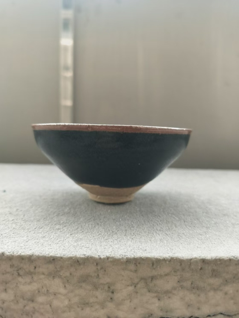 古玩陶瓷烏金釉盞拍賣,當前價格800元