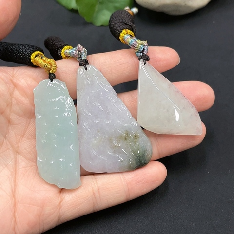 古玩玉器210翡翠掛件一組拍賣,當(dāng)前價(jià)格390元