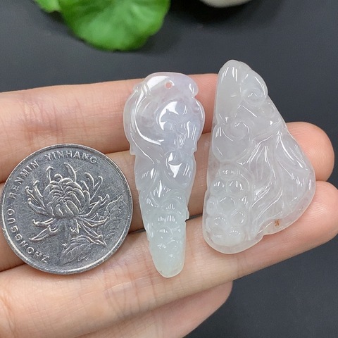 古玩玉器212天然翡翠掛件兩件一手走拍賣，當(dāng)前價(jià)格450元