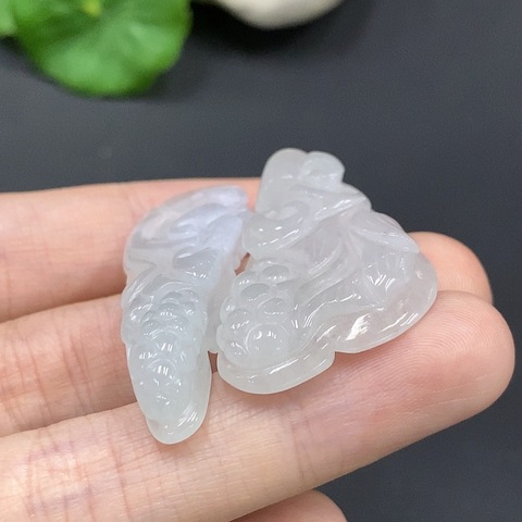 古玩玉器212天然翡翠掛件兩件一手走拍賣，當(dāng)前價(jià)格450元