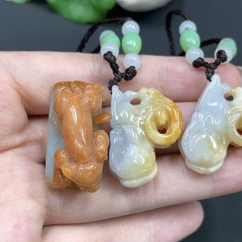 古玩玉器213天然翡翠小動物掛件三件一手走拍賣,當(dāng)前價格290元