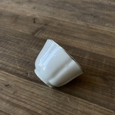 古玩陶瓷德化白瓷花口杯拍賣，當前價格480元