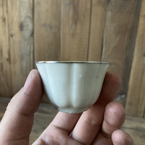 古玩陶瓷德化白瓷花口杯拍賣，當前價格480元