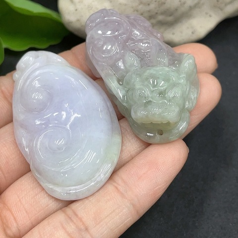 古玩玉器220天然翡翠掛件兩件一手走拍賣，當(dāng)前價格360元