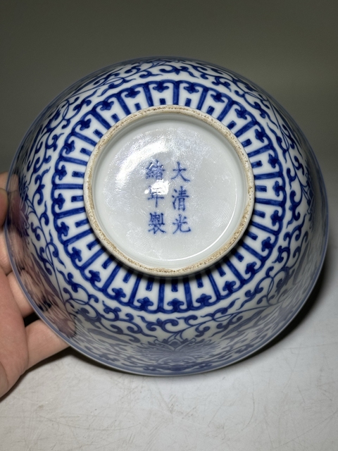 古玩陶瓷青花纏枝花卉紋宮式碗拍賣,當前價格50000元