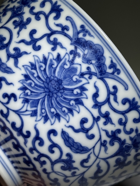 古玩陶瓷青花纏枝花卉紋宮式碗拍賣,當前價格50000元