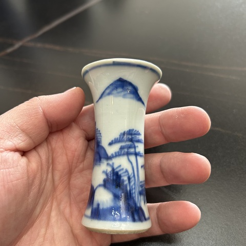 古玩陶瓷青花山水人物紋小花觚拍賣，當前價格3000元