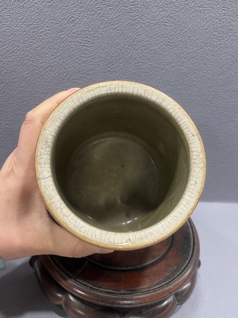 古玩陶瓷紅釉香爐拍賣,當前價格2800元