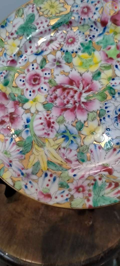 古玩陶瓷金地粉彩百花盤拍賣,當前價格588元