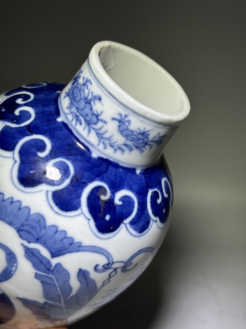 古玩陶瓷清晚期三娘教子青花人物雞腿瓶拍賣(mài),當(dāng)前價(jià)格1588元