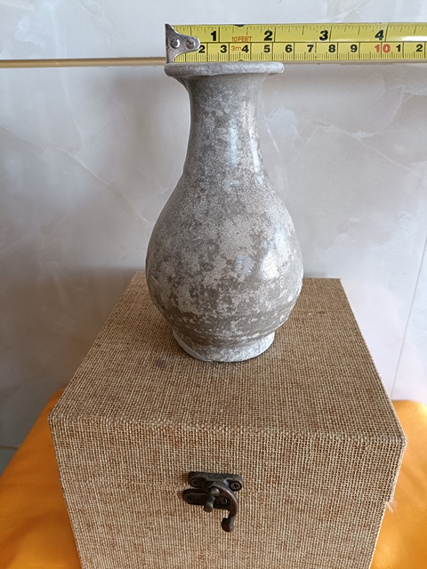 古玩陶瓷元代龍泉窯青瓷玉壺春瓶拍賣,當前價格2980元
