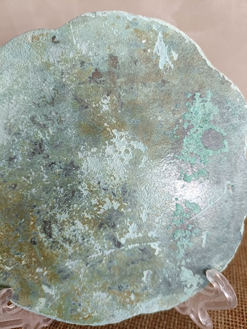 古玩銅器南宋方章款銘文梅花型銅鏡拍賣(mài),當(dāng)前價(jià)格1880元