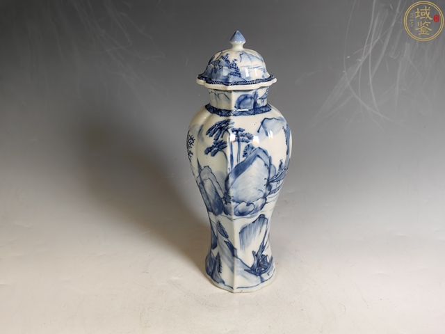 古玩陶瓷康熙翠毛藍青花山水人物花口瓶拍賣，當前價格4500元