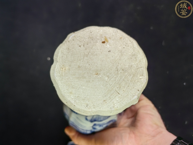 古玩陶瓷康熙翠毛藍青花山水人物花口瓶拍賣，當前價格4500元