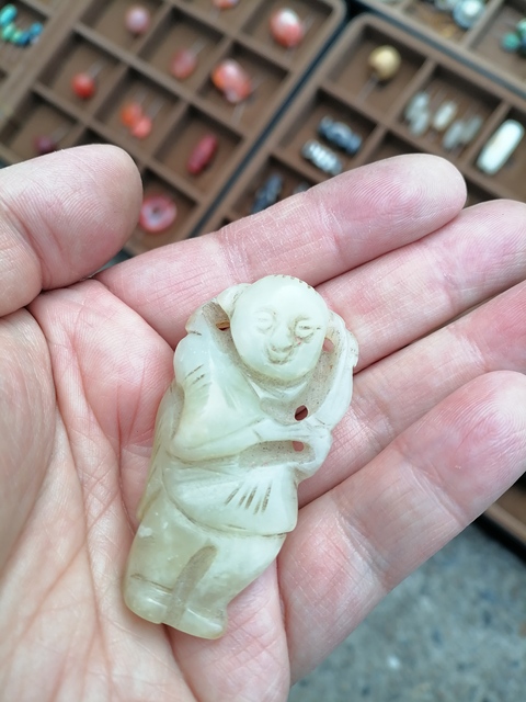 古玩玉器童子拍賣，當(dāng)前價(jià)格1500元