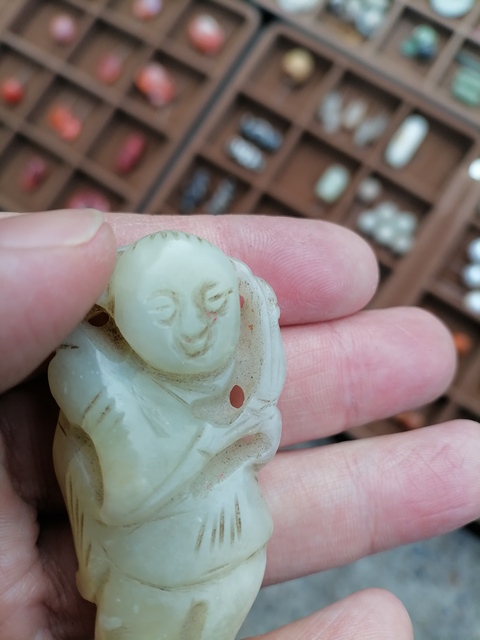 古玩玉器童子拍賣，當(dāng)前價(jià)格1500元