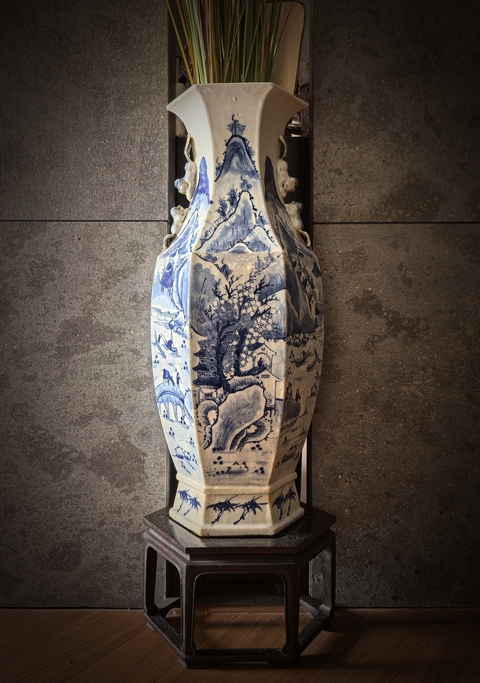 古玩陶瓷清中晚青花山水人物詩文六方瓶(60大尺寸)拍賣,當前價格38888元