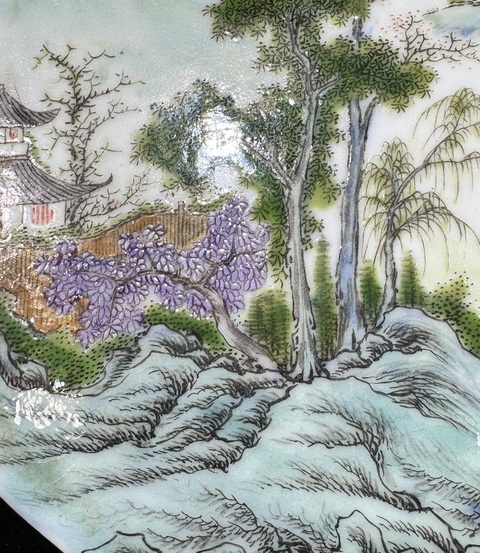 古玩陶瓷粉彩山水海棠型瓷板拍賣,當前價格5500元