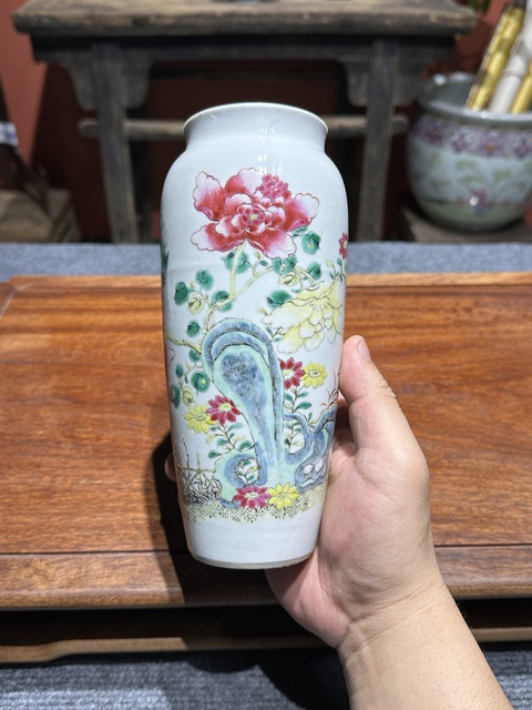 古玩陶瓷筒瓶拍賣,當前價格15800元