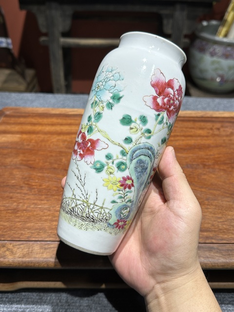 古玩陶瓷筒瓶拍賣,當前價格15800元