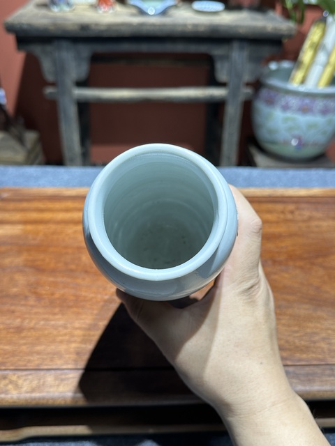 古玩陶瓷筒瓶拍賣,當前價格15800元
