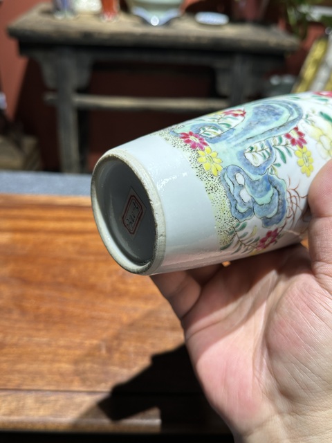古玩陶瓷筒瓶拍賣,當前價格15800元