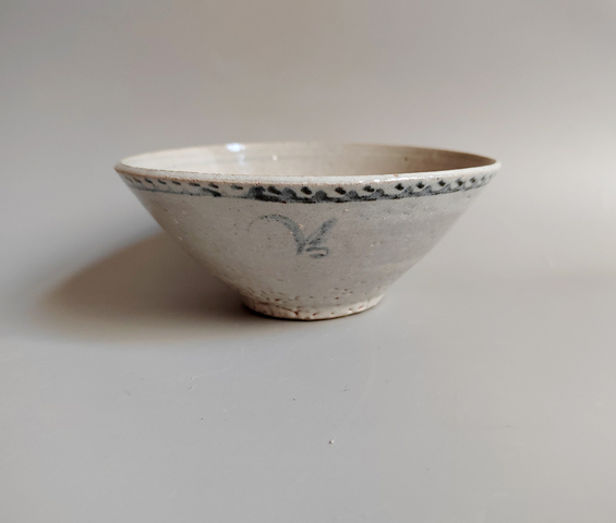 古玩陶瓷元末明早期青花福字紋斗笠碗拍賣,當(dāng)前價(jià)格598元
