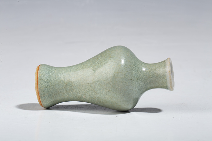 古玩陶瓷清中晚·魚籽黃釉小荸薺瓶真品鑒賞圖