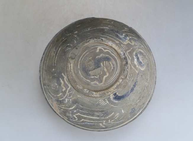 古玩陶瓷館藏級:漢代彩繪陶蓋盒拍賣，當前價格598元