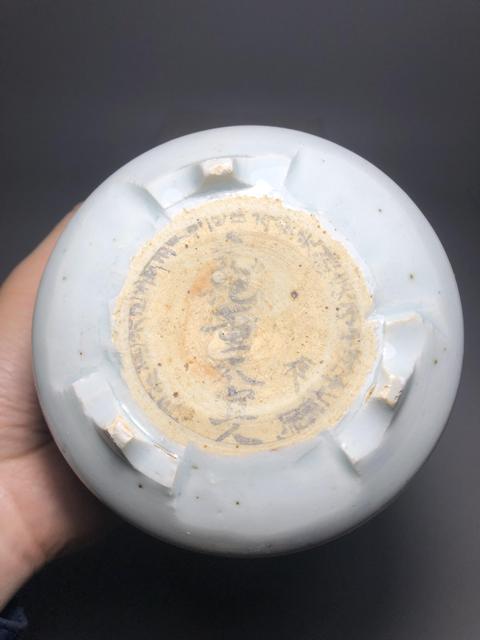 古玩陶瓷清中期,青花淡描花卉紋香爐拍賣,當前價格2000元