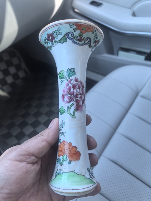 古玩陶瓷束腰花觚真品鑒賞圖