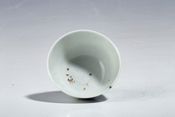 古玩陶瓷清中晚?青花花卉紋杯一組拍賣，當前價格8888元