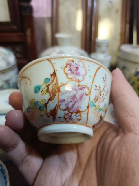 古玩陶瓷乾隆廣彩人物故事紋杯拍賣,當前價格2888元