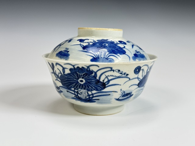 古玩陶瓷清道光 若深珍藏款 青花蓮池鴛鴦紋蓋碗拍賣，當前價格1700元