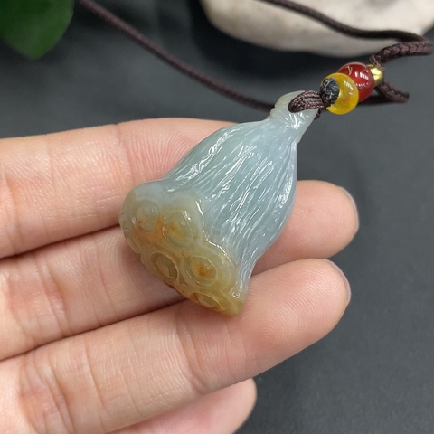 古玩玉器225天然翡翠蓮花掛件拍賣，當前價格298元