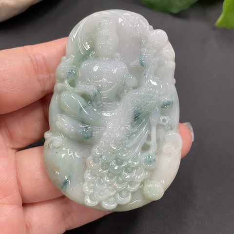 古玩玉器229天然翡翠觀音掛件拍賣，當(dāng)前價格298元