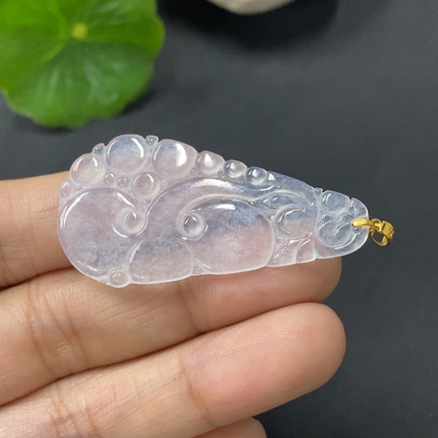 古玩玉器罕見珍稀精品翡翠如意掛件配證書(高冰種)如意 18k金扣頭 總重3.647g拍賣,當前價格2980元
