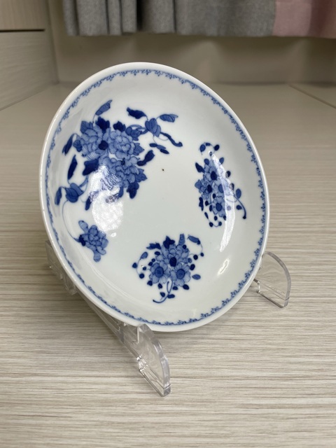 古玩陶瓷清光緒 官窯青花折枝花卉紋盤拍賣，當(dāng)前價格3300元