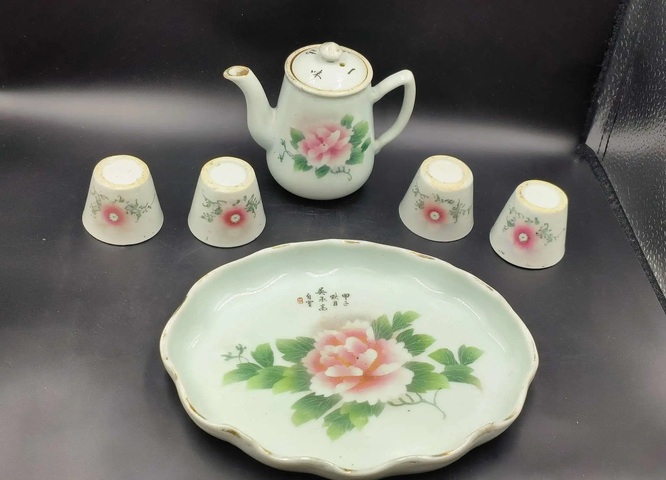 古玩陶瓷粉彩花卉紋茶具一套拍賣，當前價格2688元