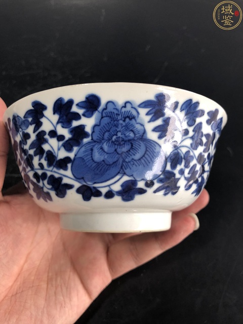 古玩陶瓷晚清·青花纏枝牡丹紋蓋碗拍賣，當前價格4500元