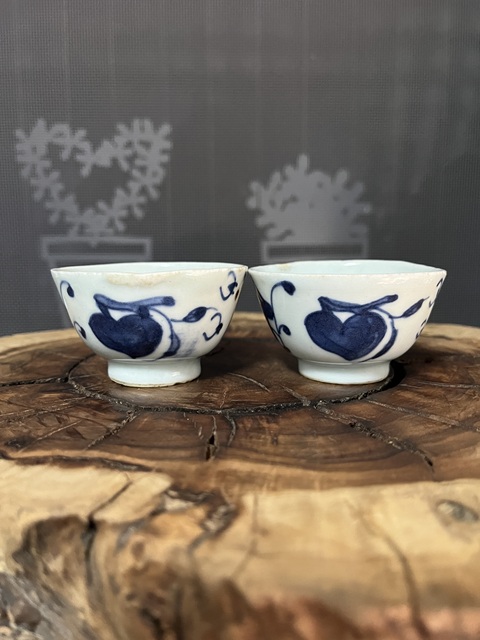 古玩陶瓷五福捧壽三多紋青花杯拍賣(mài)，當(dāng)前價(jià)格450元