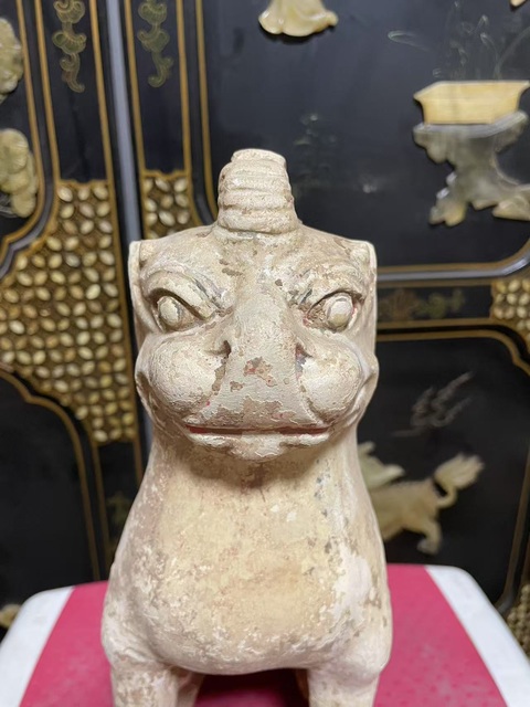 古玩陶瓷隋青·鎮墓獸拍賣,當前價格8200元