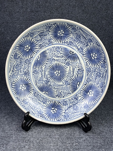 古玩陶瓷青花太陽花大盤拍賣,當前價格1588元