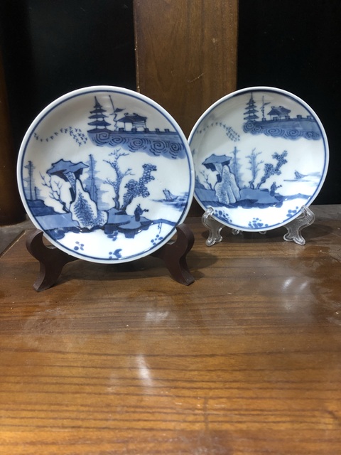 古玩陶瓷(精品賞碟)清·康熙·訪友圖·青花賞碟一對拍賣,當前價格1302元