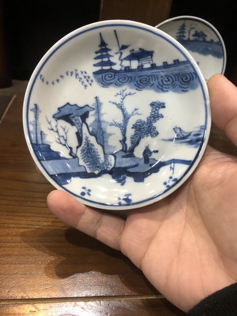 古玩陶瓷(精品賞碟)清·康熙·訪友圖·青花賞碟一對拍賣,當前價格1302元
