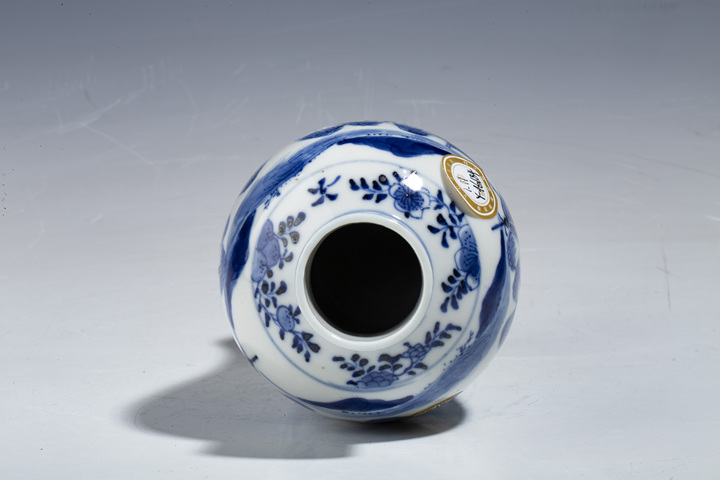 古玩陶瓷晚清·青花山水人物紋雞腿瓶拍賣,當前價格3400元